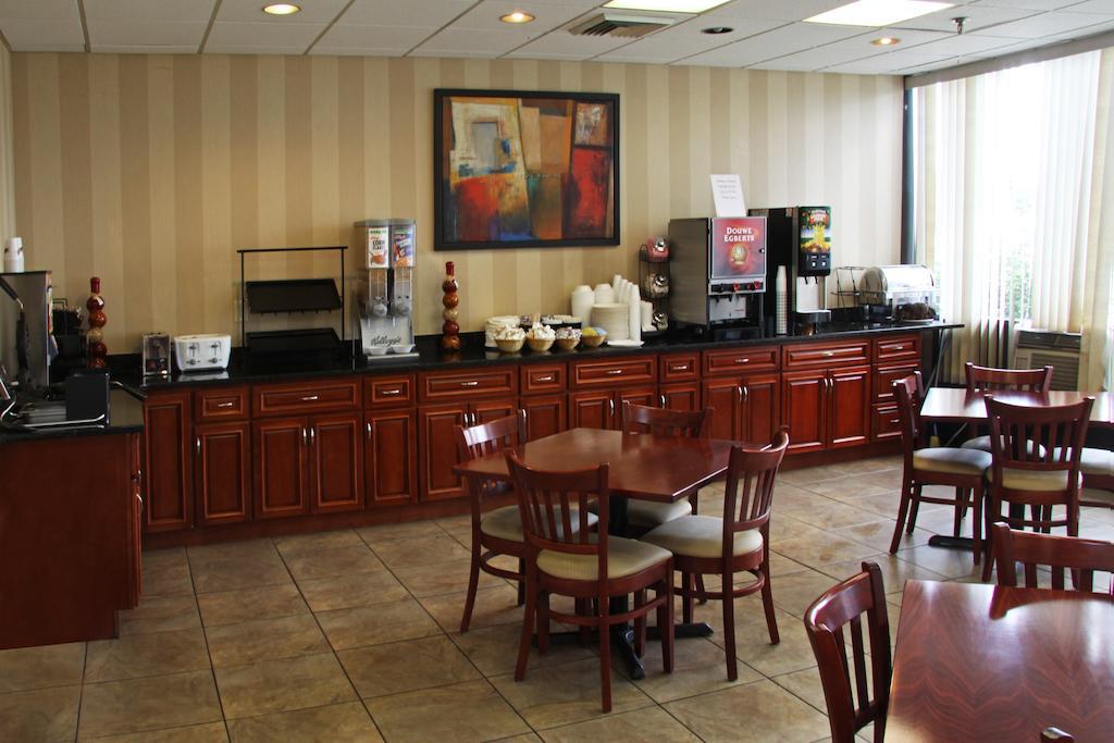 Stratford Hotel And Conference Center Ristorante foto